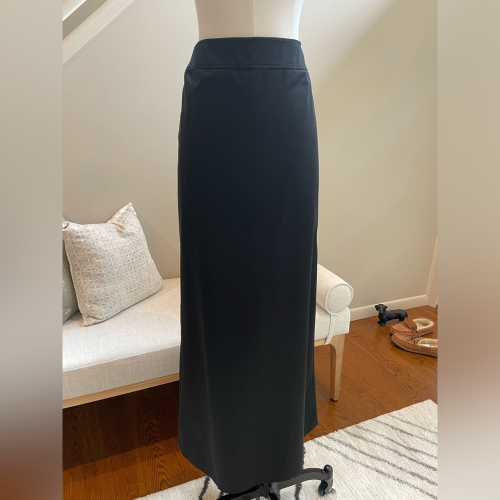 BCBG Max Aria black Maxi Skirt fully lined size 6